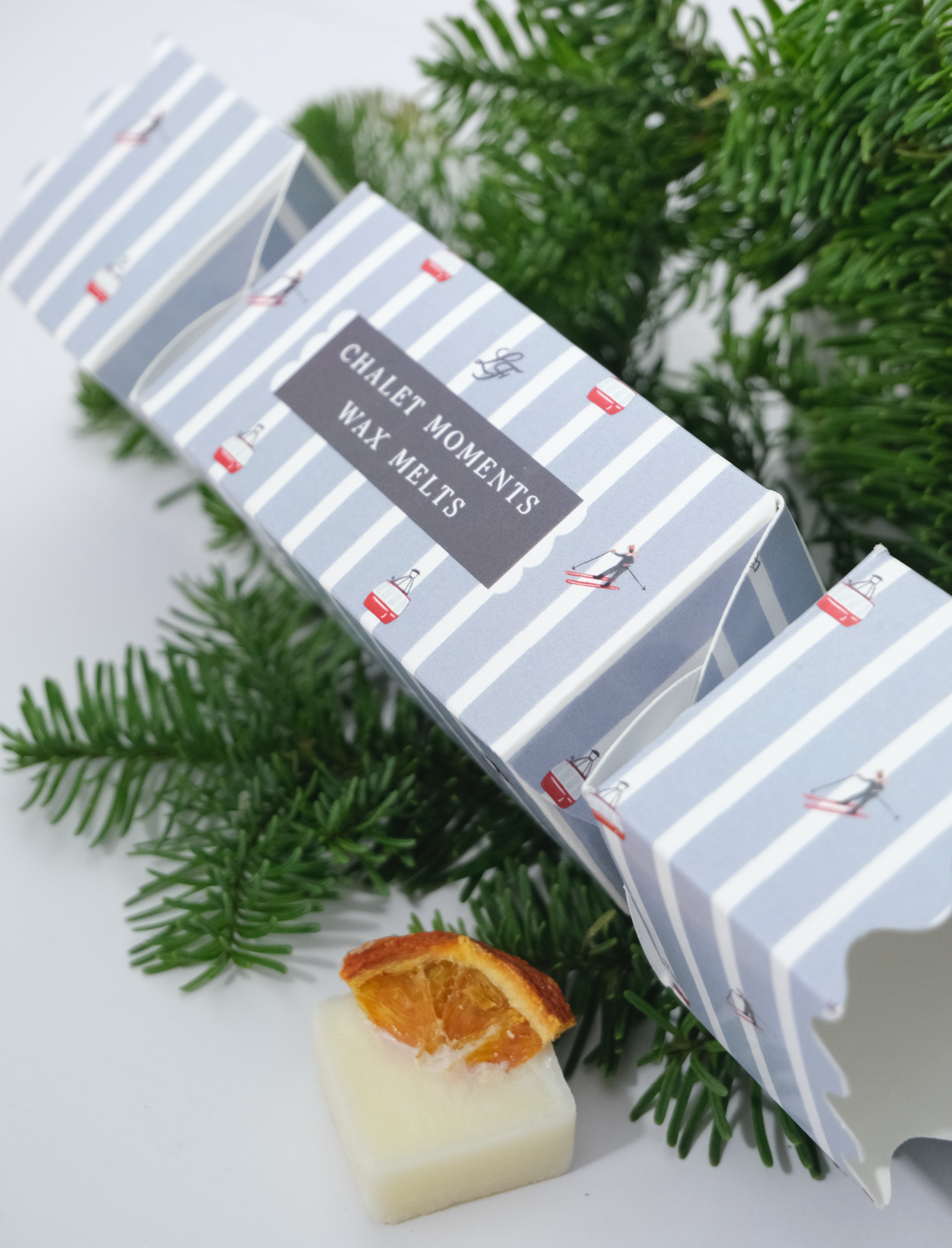 Chalet Moments Wax Melt Cracker